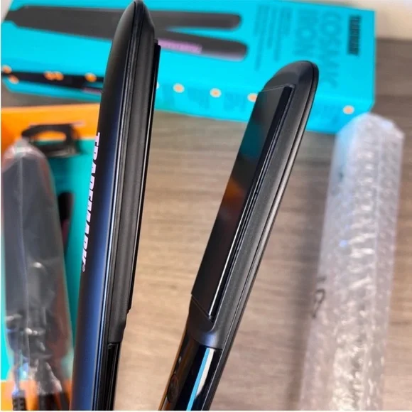 Trademark Beauty Cosmic Iron Ceramic 1 Inch Black Hair Straightener - Picture 4 of 14